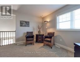 21 - 175 INGERSOLL STREET N - 25