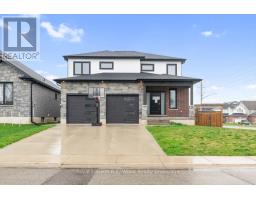 81 WOODLAND CRESCENT N - 1