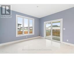 81 WOODLAND CRESCENT N - 16