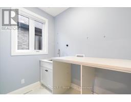81 WOODLAND CRESCENT N - 18