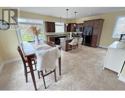 478 HENRY STREET - 17