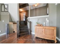 232 DIEPPE DRIVE - 17