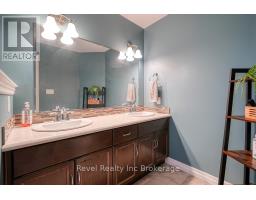 232 DIEPPE DRIVE - 22