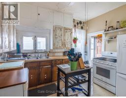 15 EAST PARK DRIVE S - 12