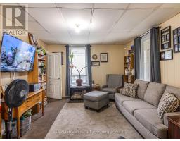 15 EAST PARK DRIVE S - 16