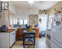 15 EAST PARK DRIVE S - 9