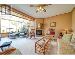659 SPRINGBANK AVENUE N - 16