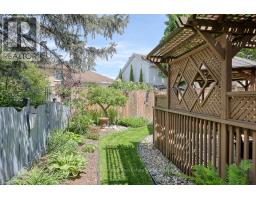 659 SPRINGBANK AVENUE N - 33