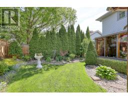 659 SPRINGBANK AVENUE N - 36