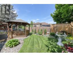 659 SPRINGBANK AVENUE N - 38