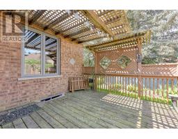 659 SPRINGBANK AVENUE N - 40