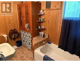 3393 WANEETA DRIVE - 26