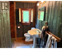 3393 WANEETA DRIVE - 32