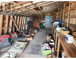 3393 WANEETA DRIVE - 37