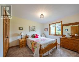 85 PARKWOOD DRIVE - 13