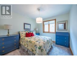 85 PARKWOOD DRIVE - 14