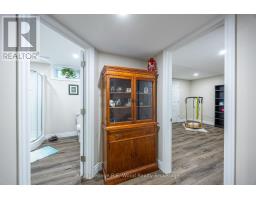 85 PARKWOOD DRIVE - 30