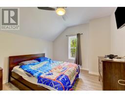 73 HOPE STREET E - 23