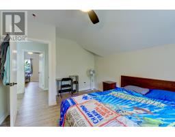 73 HOPE STREET E - 24