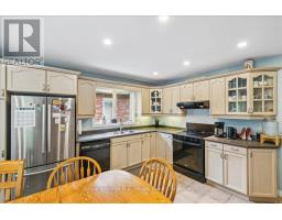 43 WOODLAND CRESCENT - 11