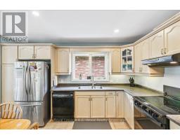 43 WOODLAND CRESCENT - 9