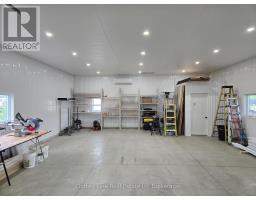 3650 59 HIGHWAY - 43
