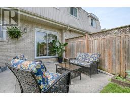 1003 B NESBITT CRESCENT - 44
