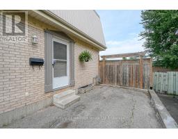 1003 B NESBITT CRESCENT - 5
