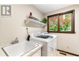 405542 BEACONSFIELD ROAD - 16