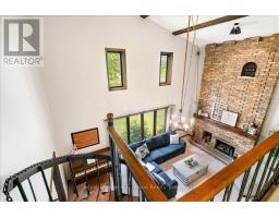 405542 BEACONSFIELD ROAD - 21