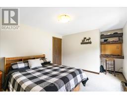 405542 BEACONSFIELD ROAD - 22