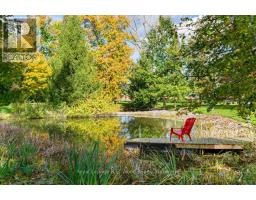 405542 BEACONSFIELD ROAD - 42