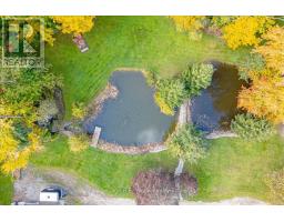 405542 BEACONSFIELD ROAD - 44