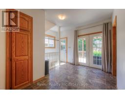 509 CANTERBURY STREET - 17