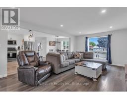 3 SANDY COURT - 10