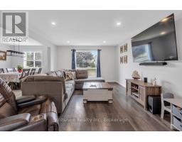 3 SANDY COURT - 9