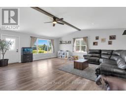 645 4TH CONCESSION RD ENR ROAD - 17