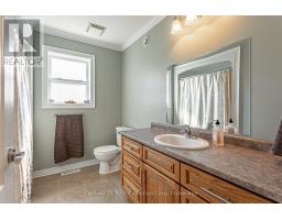 78 OLIVER CRESCENT - 22