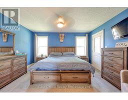 435 QUEEN STREET - 31