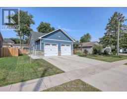 435 QUEEN STREET - 4