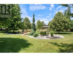 39 SOUTH DRIVE - 24