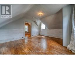 106 MILTON STREET - 33