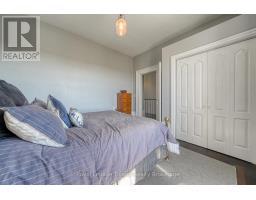 383559 SALFORD ROAD - 38