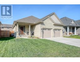 37 LOWRIE CRESCENT - 3