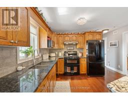 4 CLAYTON STREET - 15