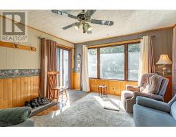 127 CLARKE STREET N - 13