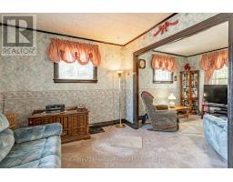 127 CLARKE STREET N - 8