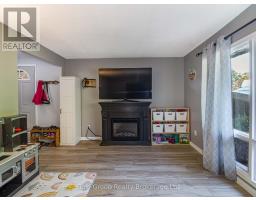 19 GREENDALE CRESCENT - 11