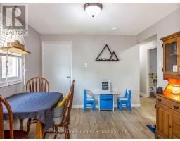 19 GREENDALE CRESCENT - 6