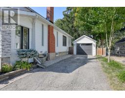 174 DELATRE STREET W - 32